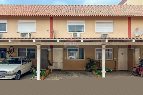 Sobrado em condomínio fechado com 2 dormitórios com 103m2 com infraestrutura completa em C