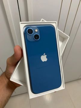 iPhone 13 Azul - 256GB