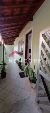 Casa em Rua Cidade de Guarujá - Vila Cascatinha - São Vicente/SP