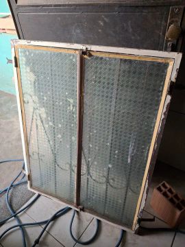 JANELA FERRO LARGURA0,80X1,00MT (COMPRIMENTO)