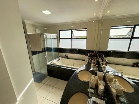 Vendo apartamento 258 metros