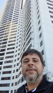 Vendo apartamento no Altiplano 3 Suites + Dce - 2 vagas de garagem
