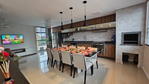 Apartamento Dúplex com 5 Dorms e Piscina - 308m² em Itapoá SC - Troca ou Venda