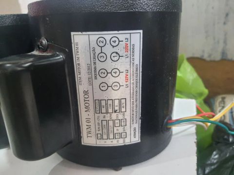 Motor TWM 01 - 1/2 CV - 127/220V