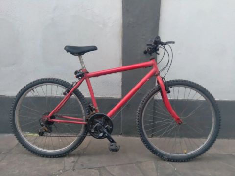 Bicicleta Mountain Bike Vermelha