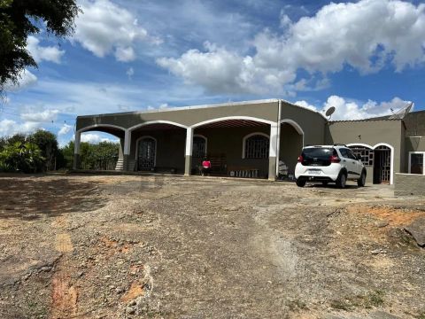 Casa para alugar no bairro Encosta do Sol - Juiz de Fora/MG