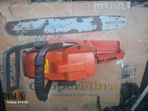 Motosserra Usada - pra vender logo 1150 fala *