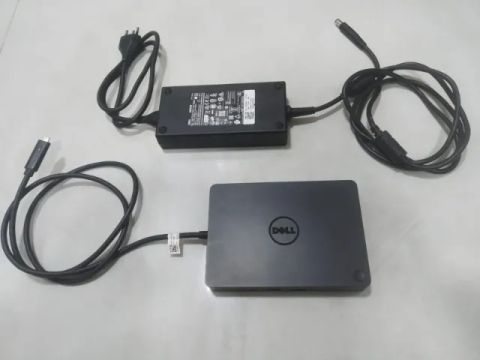 Dockstation Dell WD15 com fonte de 180W