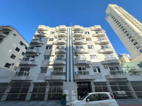 Alugo Apto. em Balneário Camboriú (SC) (No coração da cidade) Região  Central