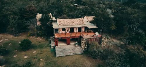 Vendo Casa com 570m2 em Terreno de 38.800m2 Condomínio a 50min do BH Shopping