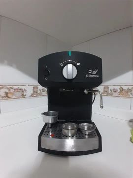 Cafeteira Elétrica Electrolux Chef - semi nova 