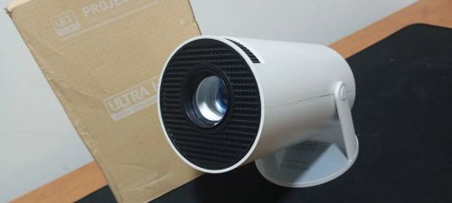 Projetor Portátil HY300