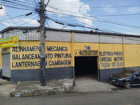 Auto center