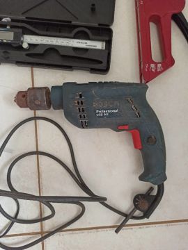Furadeira de impacto elétrica com fio Bosch (original) GSB 501, 500 W Profi 220V