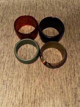 Pulseiras Kit Com 4 Diversos Estilos - Excelente Estado