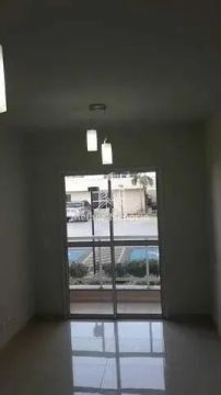 Apartamento à vendA,No condominio Vivare Club em Paulina ,Bairro Bom Retiro