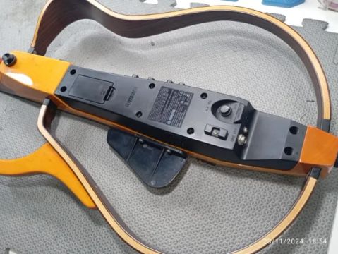 Violao Yamaha silent INACREDITAVEL NOVISSIMO SEM DETALHE vendo ou troco