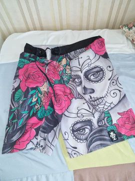 Shorts de Praia Masculino - Caveira Mexicana