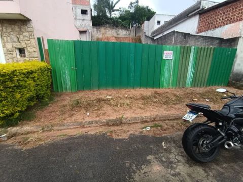 Terreno 10 x 25 metros