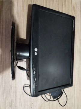 Monitor 16" led 