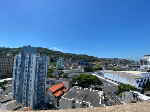 FLORIANóPOLIS - Apartamento Padrão - Centro
