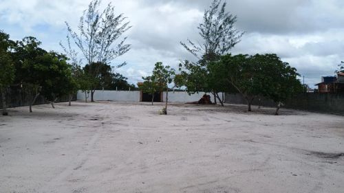 CASA À VENDA PRÓXIMA DE BARRERINHAS