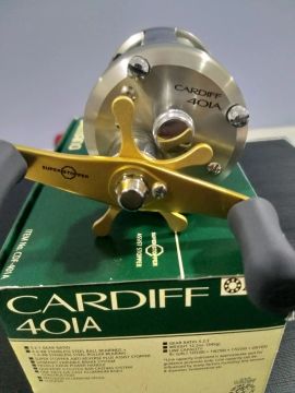 Carretilha Shimano Cardiff 401A  