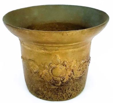 Antigo almofariz em pesado Bronze maciço ma princípio do século XX *Descriçã