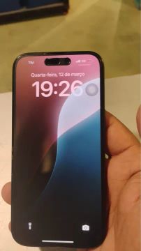 iPhone 15 , 256g