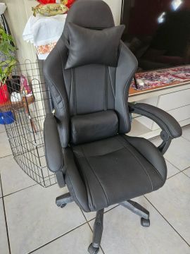 Cadeira Gamer Preta
