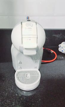 Cafeteira Dolce Gusto Branca Máquina de Café Mini Me p/ Cápsulas