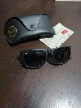 Óculos de sol Ray-Ban preto