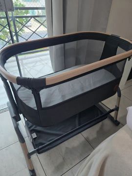 Berço Maxi Cosi Iora Air - acopla na cama