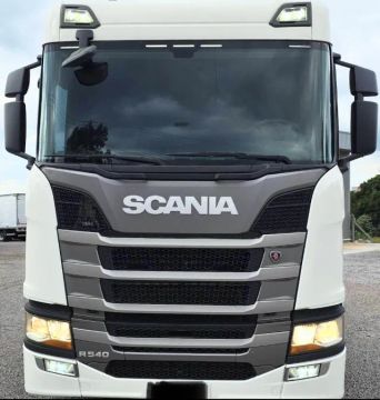 Caminhão Scania R540 6x4 2020