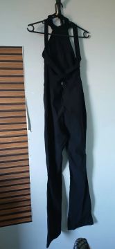 Macacão Preto - Tamanho P