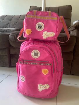 Mochila com lancheira RB