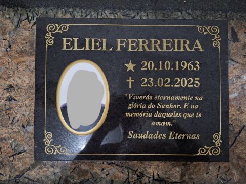 Lápide em granito 30×40