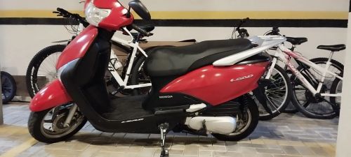 Honda Lead 110, ano 2013
