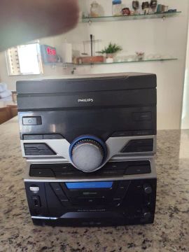 Microsystem Philips muito potente