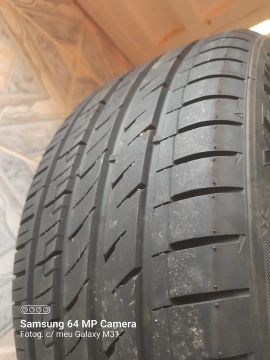 2 Pneus 205/40 17 10 dias de uso apenas