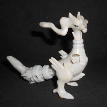 Boneco do Pokémon branco