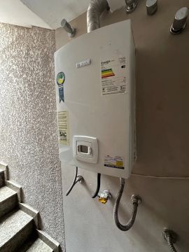 Aquecedor de água a gás Bosch Gwh 525 - para tirar peças 250,00