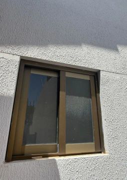 VENDE-SE JANELAS EM ALUMINIO JÁ COM VIDRO