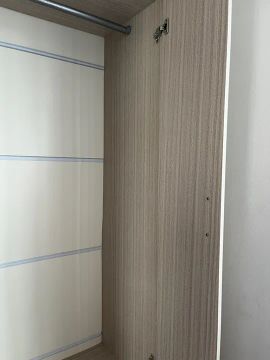 Guarda roupa em ótimo estado