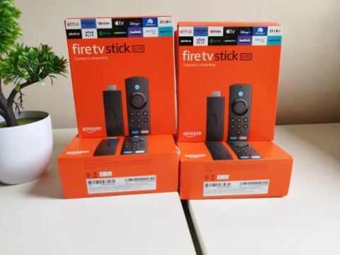 Fire TV Stick lite (Amazon)  + Conteúdos (Transforme sua tv em smart)