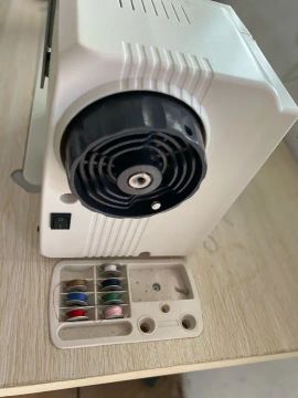 Máquina de costura reta eletrônica 