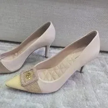 Scarpin Jorge Bichoff Creme