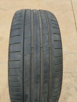 1 pneu marca Pirelli P Zero RUN FLAT  aro 225/40/19 