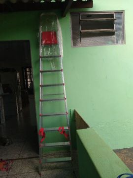 Escada de Alumínio 9 Degraus Nova