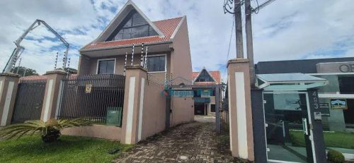 Sobrado com 3 dormitórios para alugar, 147 m² por R$ 5.146,00/mês - Novo Mundo - Curitiba/